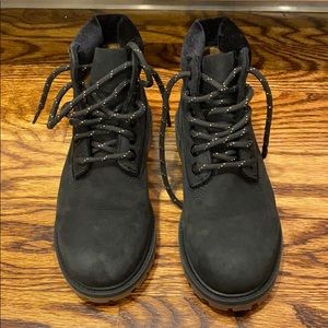 Timberland boys black suede boot sz 13 EUC